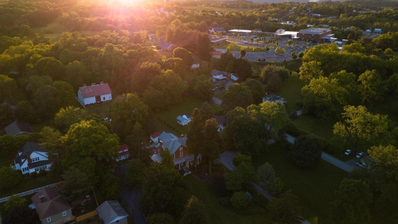 South Court Inn Luray Bagian luar foto